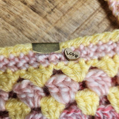 Pastel Bloom Crochet Bag – Floral Threaded Tote, 18 × 20 cm by Hook & Hex
