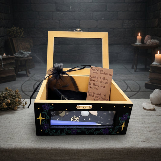 Pentagram Ward Ritual Box – Hand-Painted Celestial Altar Kit, 15 × 10.5 × 6.5 cm by Hook & Hex