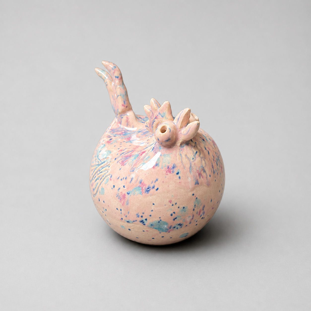 Perched Chicken Ceramic Figurine – Curious Farmyard Spirit, Ø7×10 cm by Red Raven Pottery