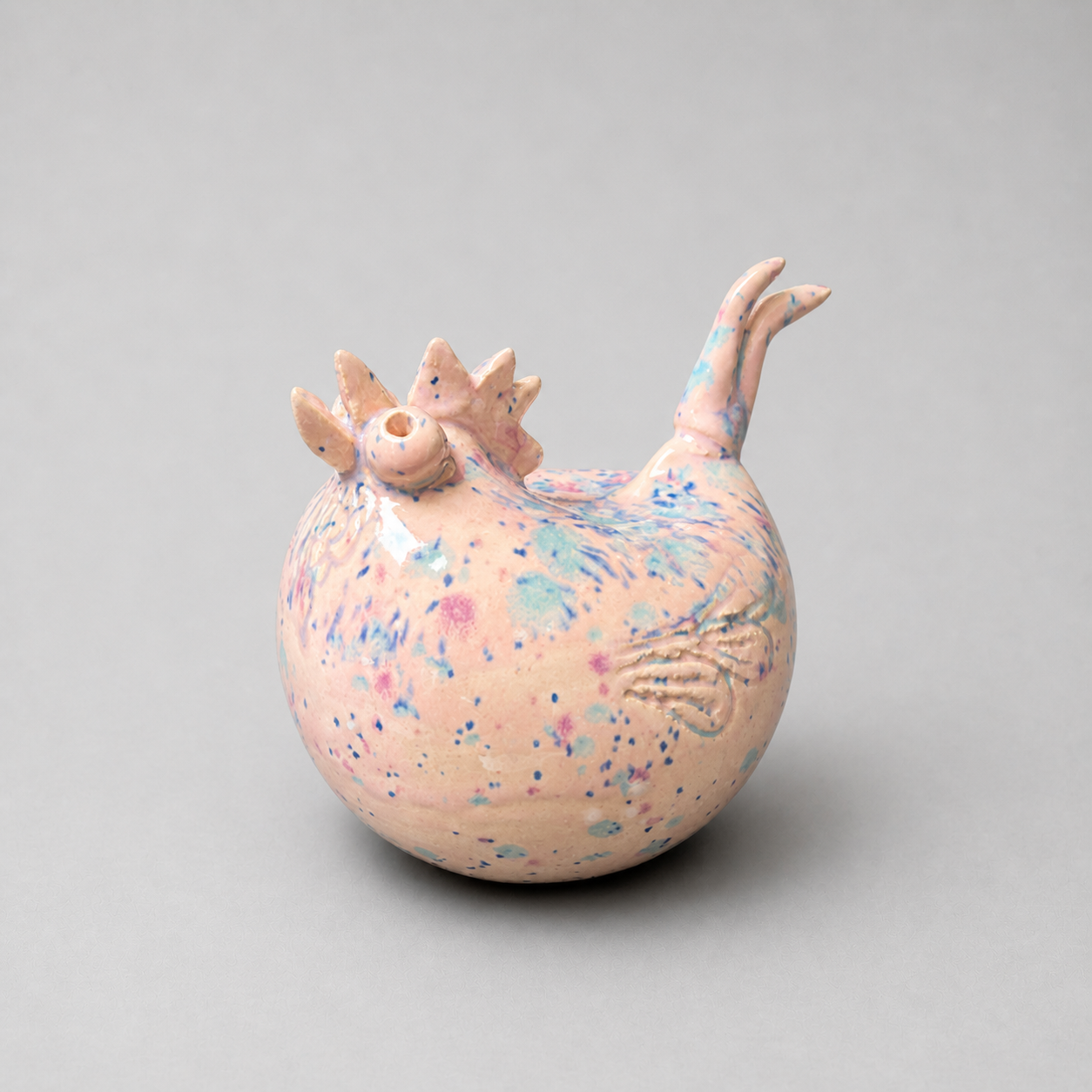 Perched Chicken Ceramic Figurine – Curious Farmyard Spirit, Ø7×10 cm by Red Raven Pottery