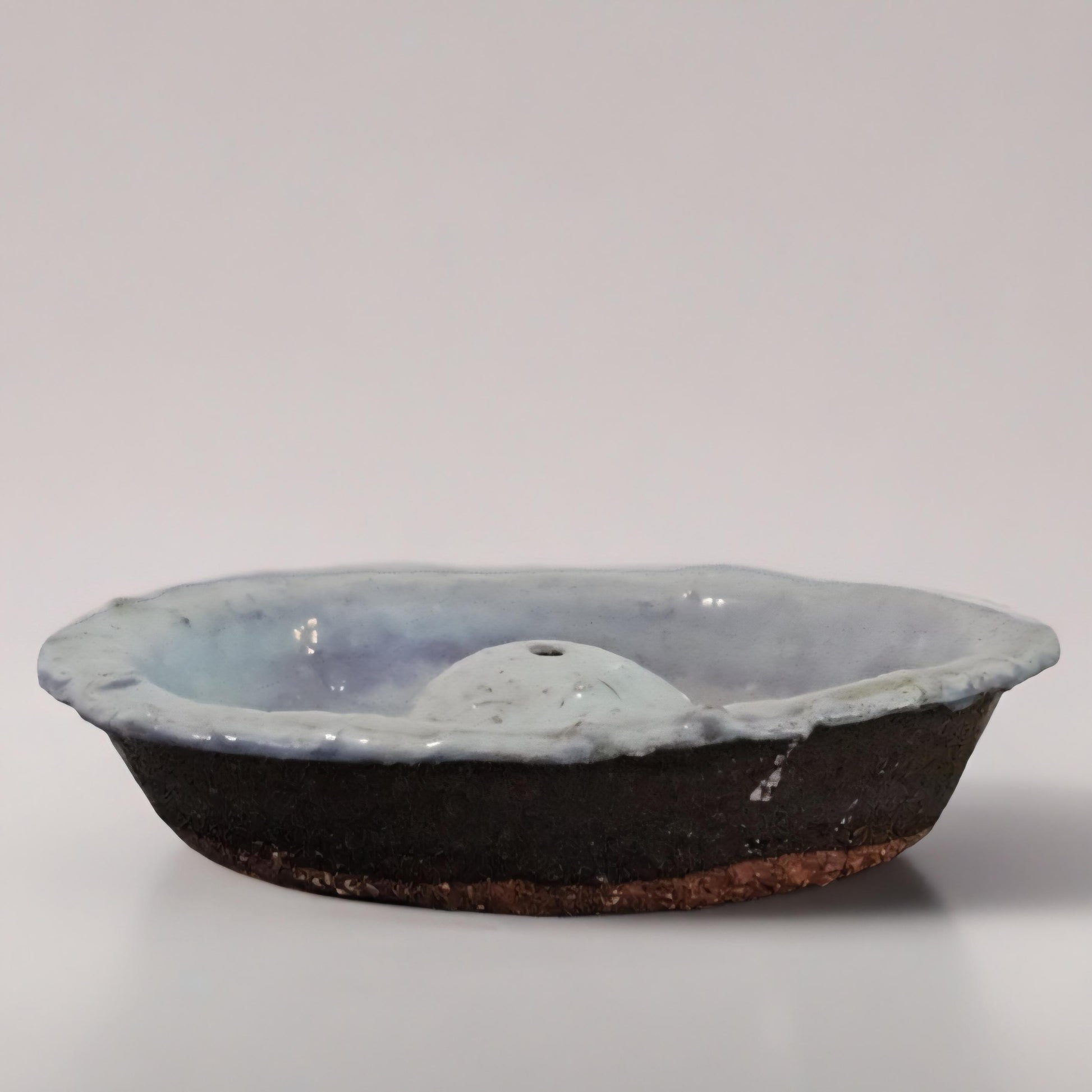 Porcelain Whisper Spirit Ceramic Incense Dish – Uncanny Quiet Offering, Ø8 cm by Red Raven Pottery