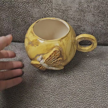 Drifting Dragonfly Ceramic Tea Mug – Dawn-Toned Ritual Comfort, Ø11×9.5 cm by Red Raven Pottery