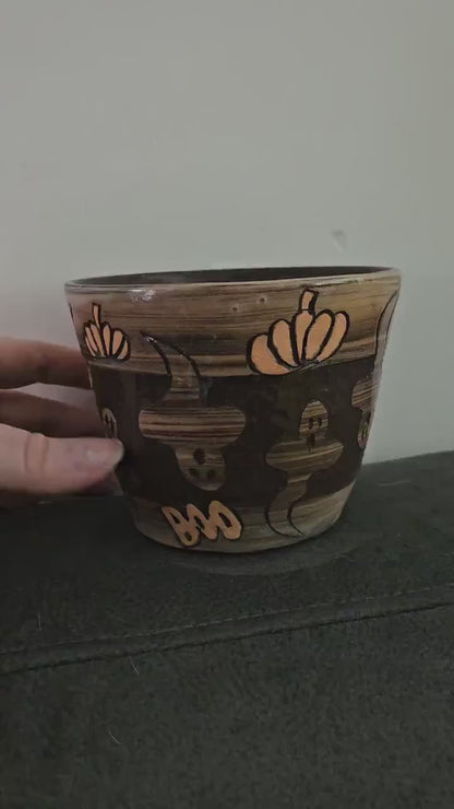 Haunted Pumpkin Planter – Spooky Whimsy Ceramic Pot, Ø 12 × 10 cm