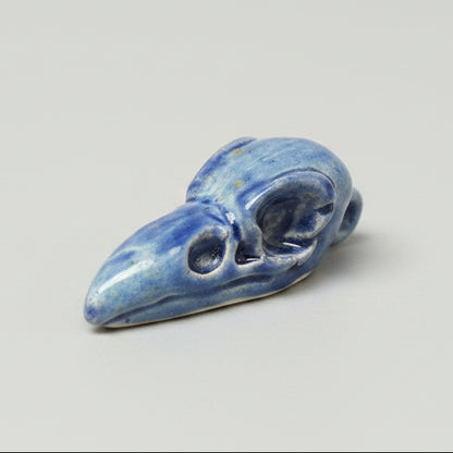 Raven Skull Pocket Talisman – Ceramic Relic of Dark Wisdom, 5×2×1.5 cm by Red Raven Pottery