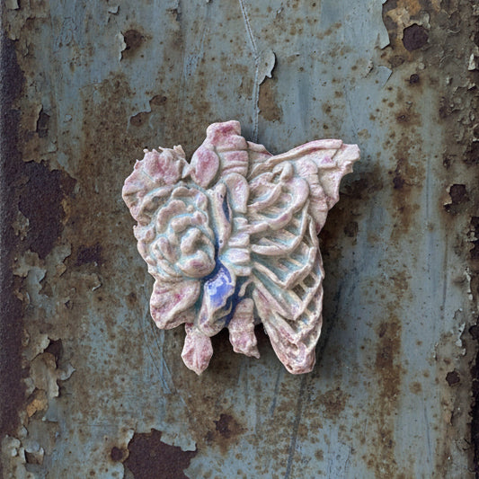 Ribcage Ceramic Magnet – Anatomical Gothic Ornament, 5 × 5 cm by Red Raven Pottery