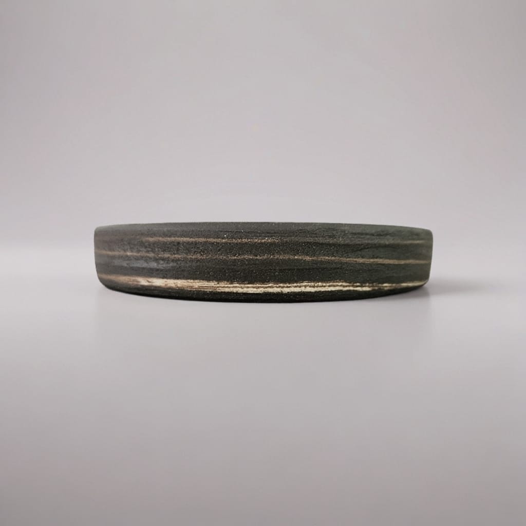Ritual Ceramic Bat Dish – Guardian of Midnight Treasures, Ø14 ×1.5 cm by Red Raven Pottery