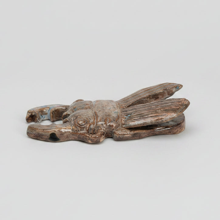 Scarab Beetle Ceramic Paperweight – Sunward Raised Wings, 14×7.5×3.5 cm by Red Raven Pottery
