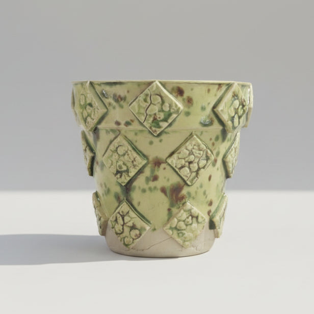 Skull Hive Ceramic Planter – Ritual Vessel For Living Green, Ø 10 × 9 cm by Red Raven Pottery