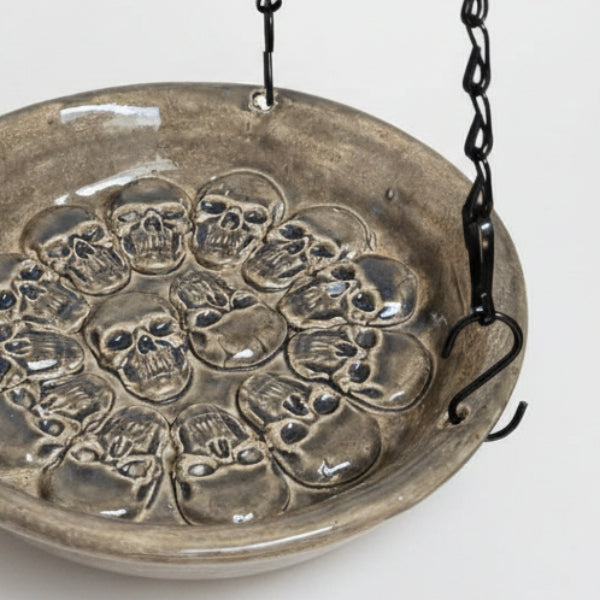 Skull Legion Ceramic Bird Feeder – Offering for Winged Visitors, Ø20 × 3 cm by Red Raven Pottery
