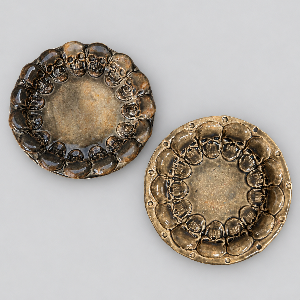 Skull Legion Handmade Ceramic DIsh – Circle of Dark Secrets, Ø15 × 2 cm by Red Raven Pottery