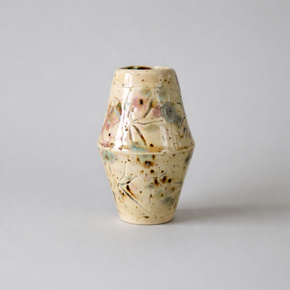 Spider Imprint Ceramic Mini Vase – Nature’s Fierce Silence, Ø6×10 cm by Red Raven Pottery