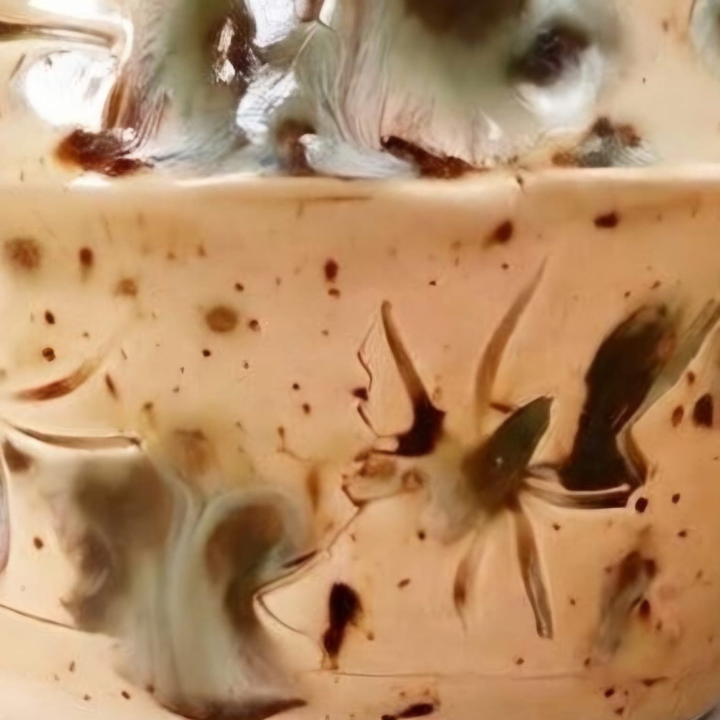 Spider Imprint Ceramic Vase – Nature’s Fierce Silence, Ø8× 10 cm by Red Raven Pottery