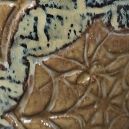 Spiderweb Masonry Ceramic Mug – Stone-Spun Web Vessel, Ø8.5×10 cm by Red Raven Pottery