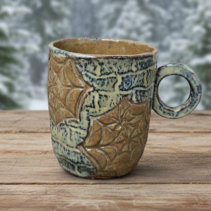 Spiderweb Masonry Ceramic Mug – Stone-Spun Web Vessel, Ø8.5×10 cm by Red Raven Pottery
