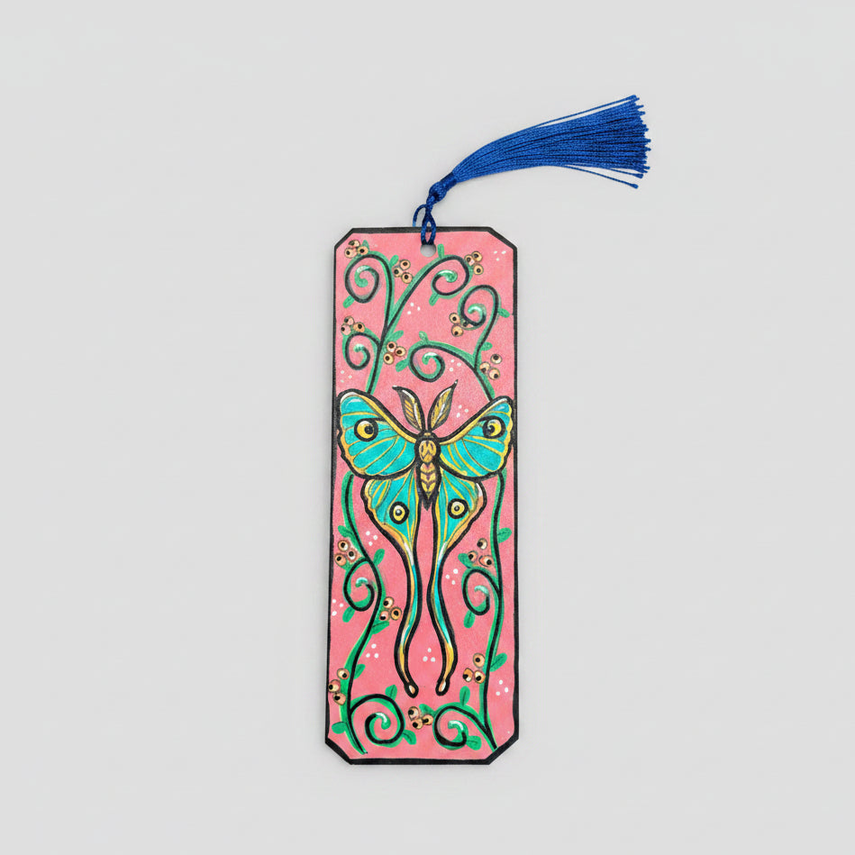 Spirit Guides Illustrated Bookmark – Woodland Reading Companions, 18 cm by Hook & Hex
