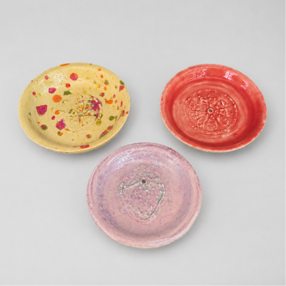 Summer Orchard Ceramic Incense Holder – Sunlit Ritual Dish, Ø8.5 × 1 cm by Red Raven Pottery