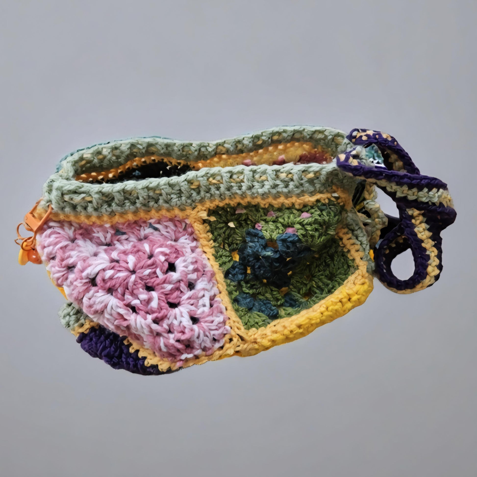 Sunburst Revival Crochet Bag – Granny Square Hippie Handbag , 22 × 18 cm by Hook & Hex
