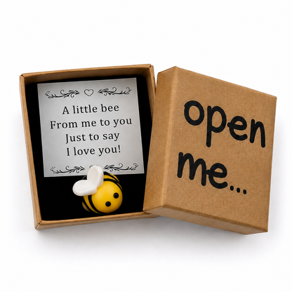 Surprise Pocket Charm Box – Tiny Trinket with a Wink, 5 × 5 × 3 cm