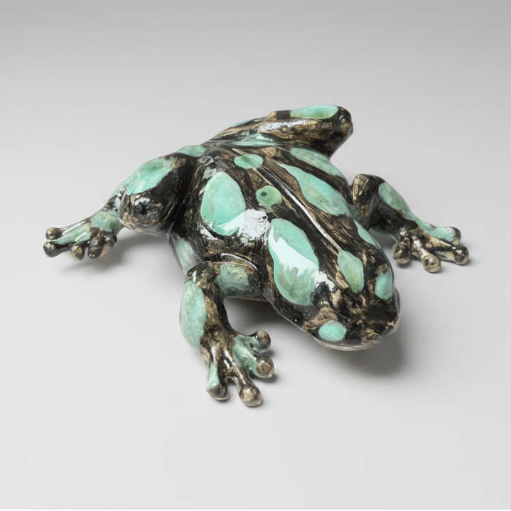 Swamp Sentinel Ceramic Figurine – Mossbound Watcher, 10×12×2.5 cm by Red Raven Pottery
