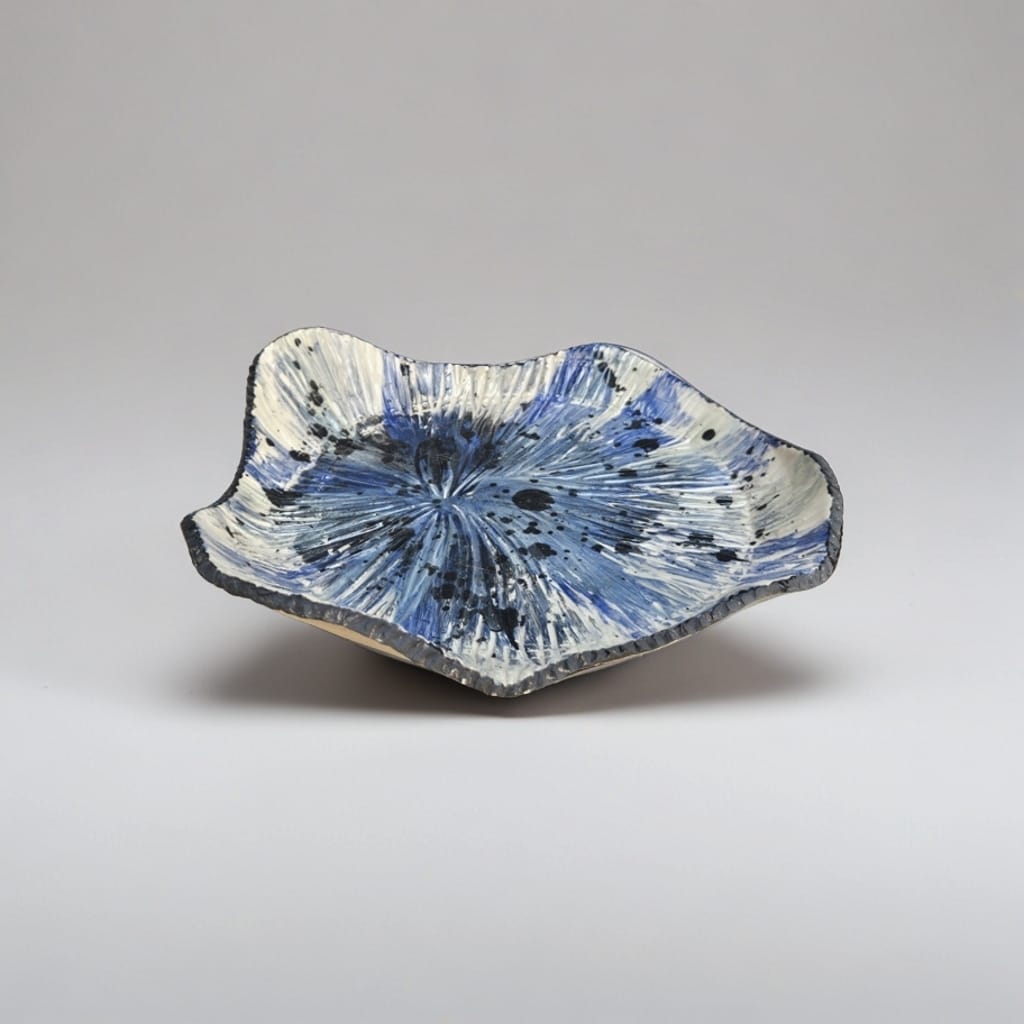 Temporal Rift Ceramic Plate – Time Pressed Into Stone, Ø23×4 cm by Red Raven Pottery