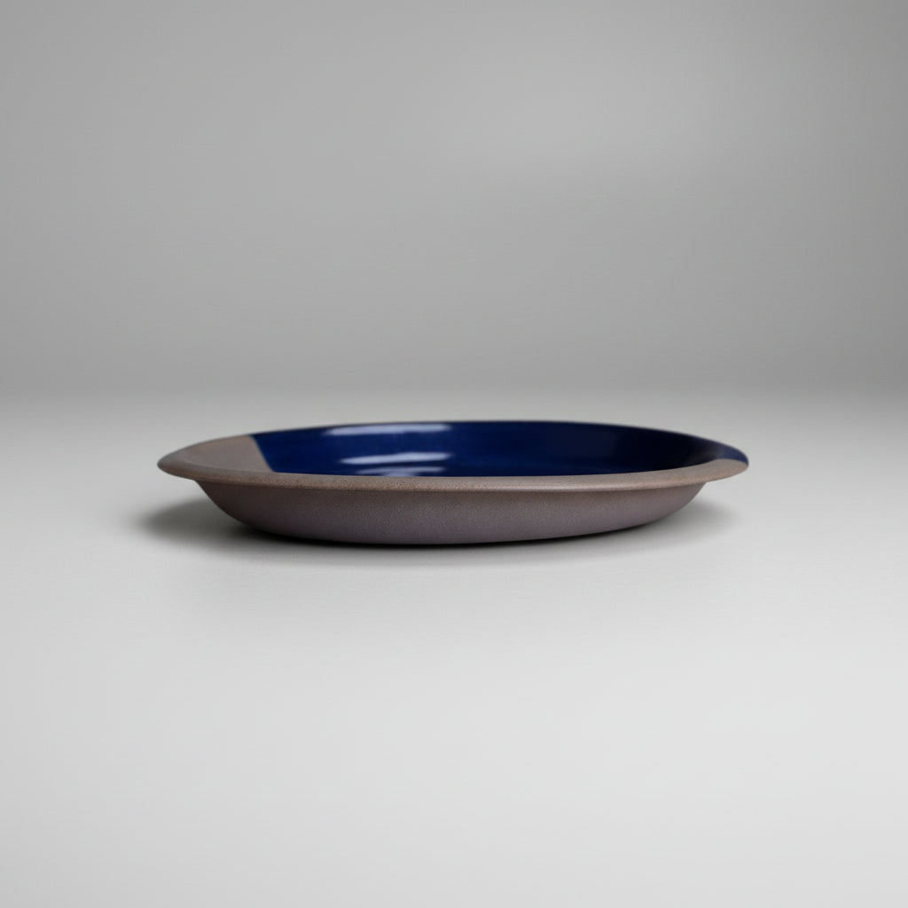 Tidebound Divide Ceramic Plate – Elements Meeting in Quiet RItual, Ø21 cm by Red Raven Pottery