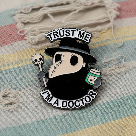 Trust Me I’m a Doctor Lapel Pin – Plague Doctor Metal Badge, 2 × 3 cm
