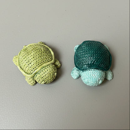 Turtle Knit Ceramic Figurine – Stitched in Clay, 6 × 5 × 2.5 cm by Red Raven Pottery