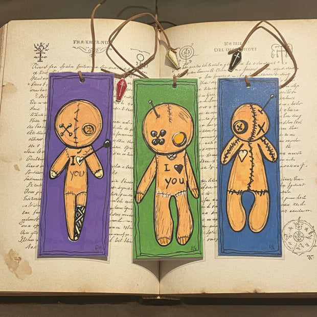Voodoo Sweethearts Illustrated Bookmark – Love Spell Reading Companion, 18 cm by Hook & Hex