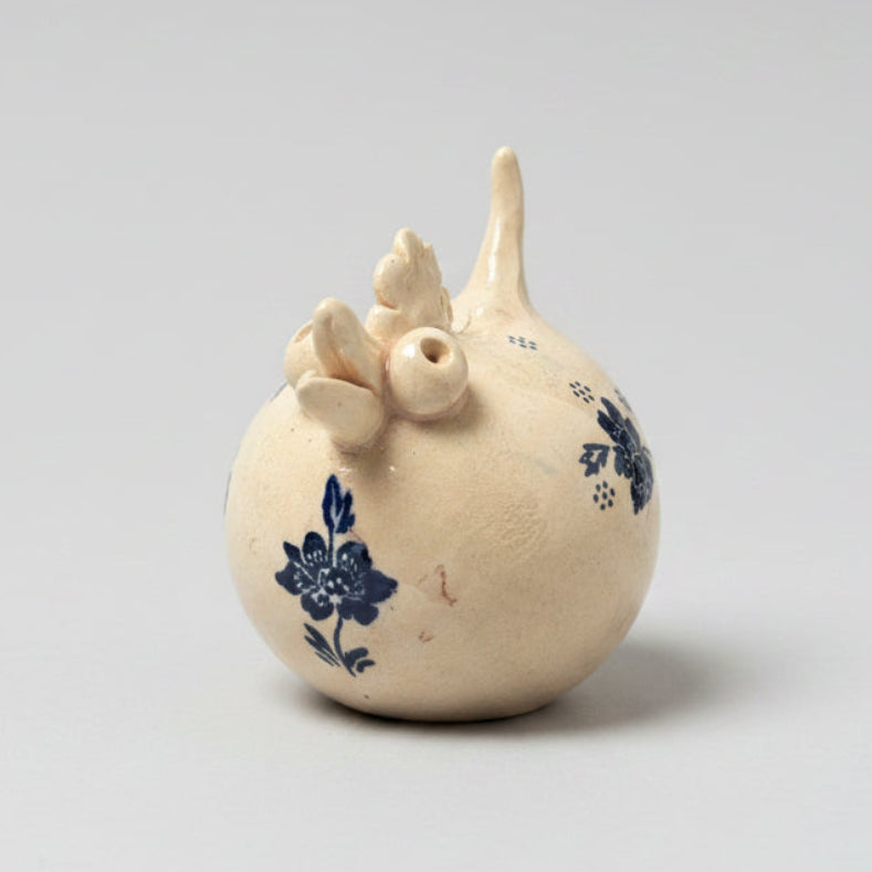 Whimsical Ceramic Chicken Figurine – Playful Farmyard Accent, Ø5.5×7 cm by Red Raven Pottery