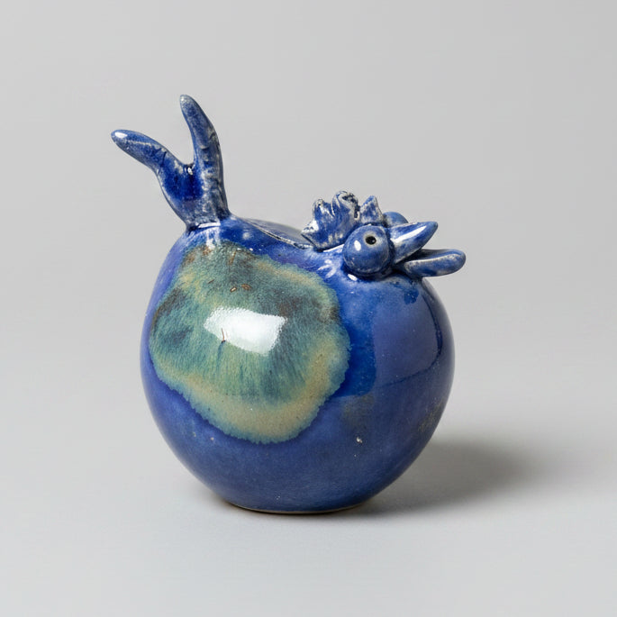 Whimsical Ceramic Chicken Figurine – Playful Farmyard Accent, Ø5.5×7 cm by Red Raven Pottery