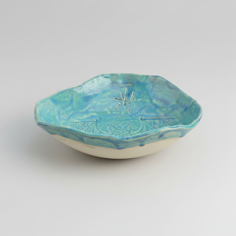 Wings & Crawlers Ceramic Bowl – Nocturnal Visitors Relief, Ø16 × 5 cm by Red Raven Pottery