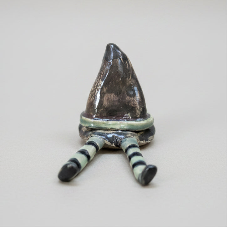 Witch Beneath the Hat Ceramic Figurine – Shelfside Sorcery, 10 × 5 × 6 cm / 9 × 5 × 5.5 cm by Red Raven Pottery
