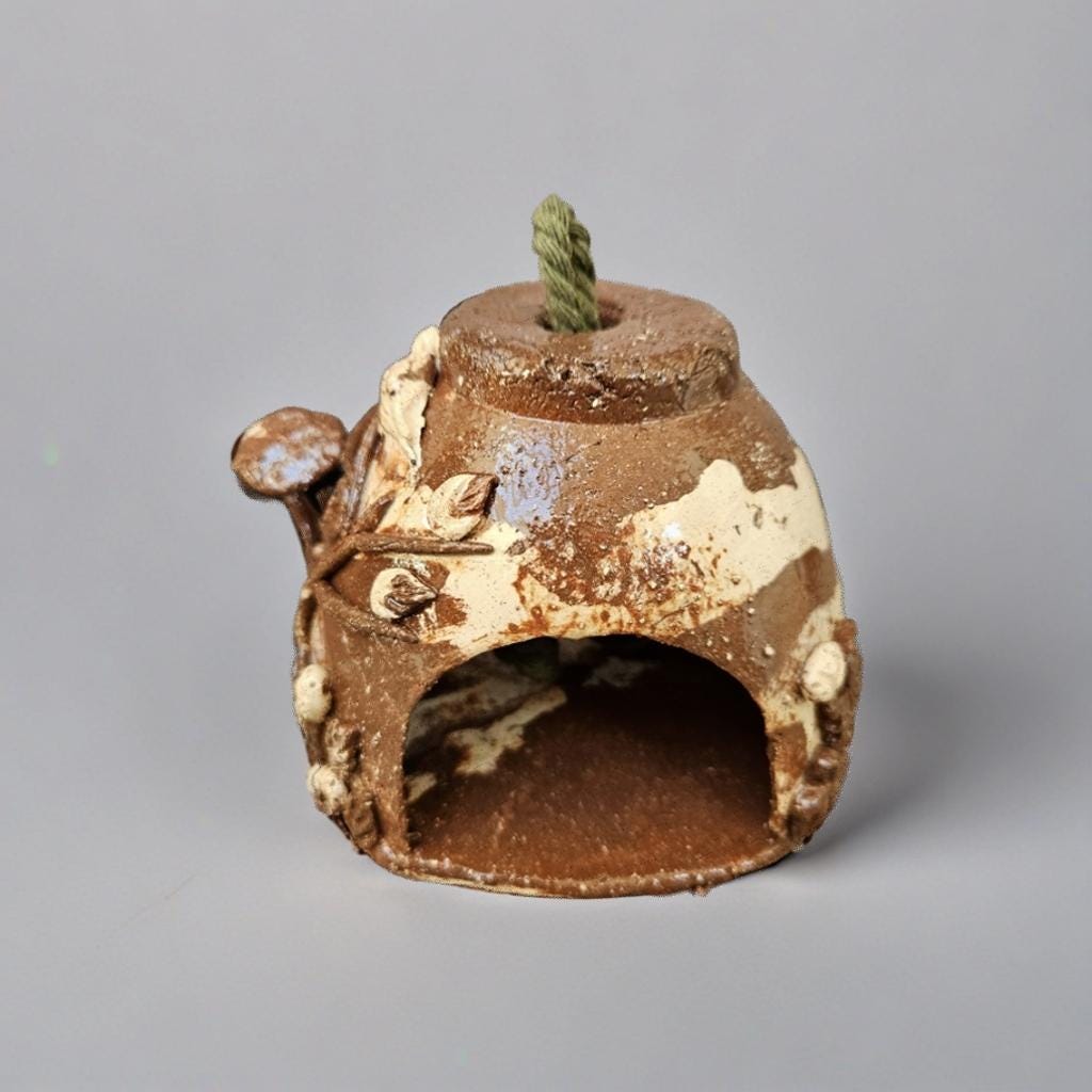 Woodland Forager Ceramic Bird House – Garden Shelter for Small Wings, Ø11×9 cm by Red Raven Pottery
